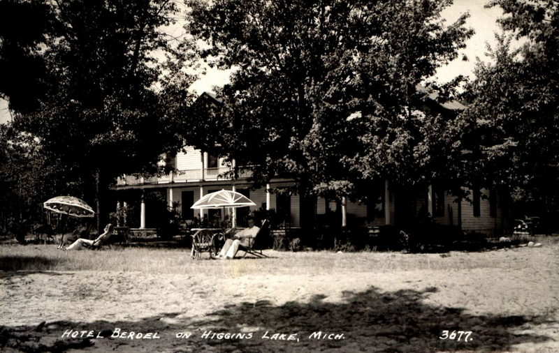 Hotel Berdel - Old Photo (newer photo)